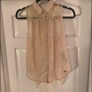 Abercrombie & Fitch Lacey Top